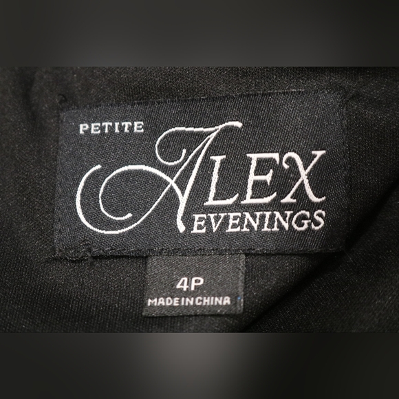 Alex Evenings Sequin Lace Cocktail Dress - Picture 11 of 11